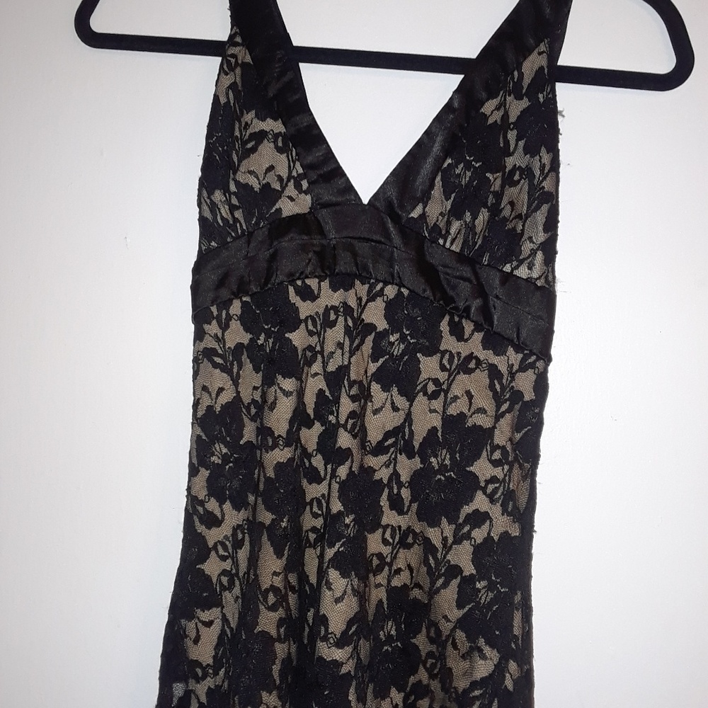 Flirty , sexy medium halter top, tan and black